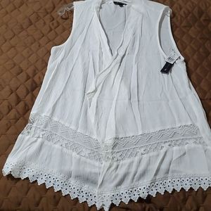 Sleeveless vest